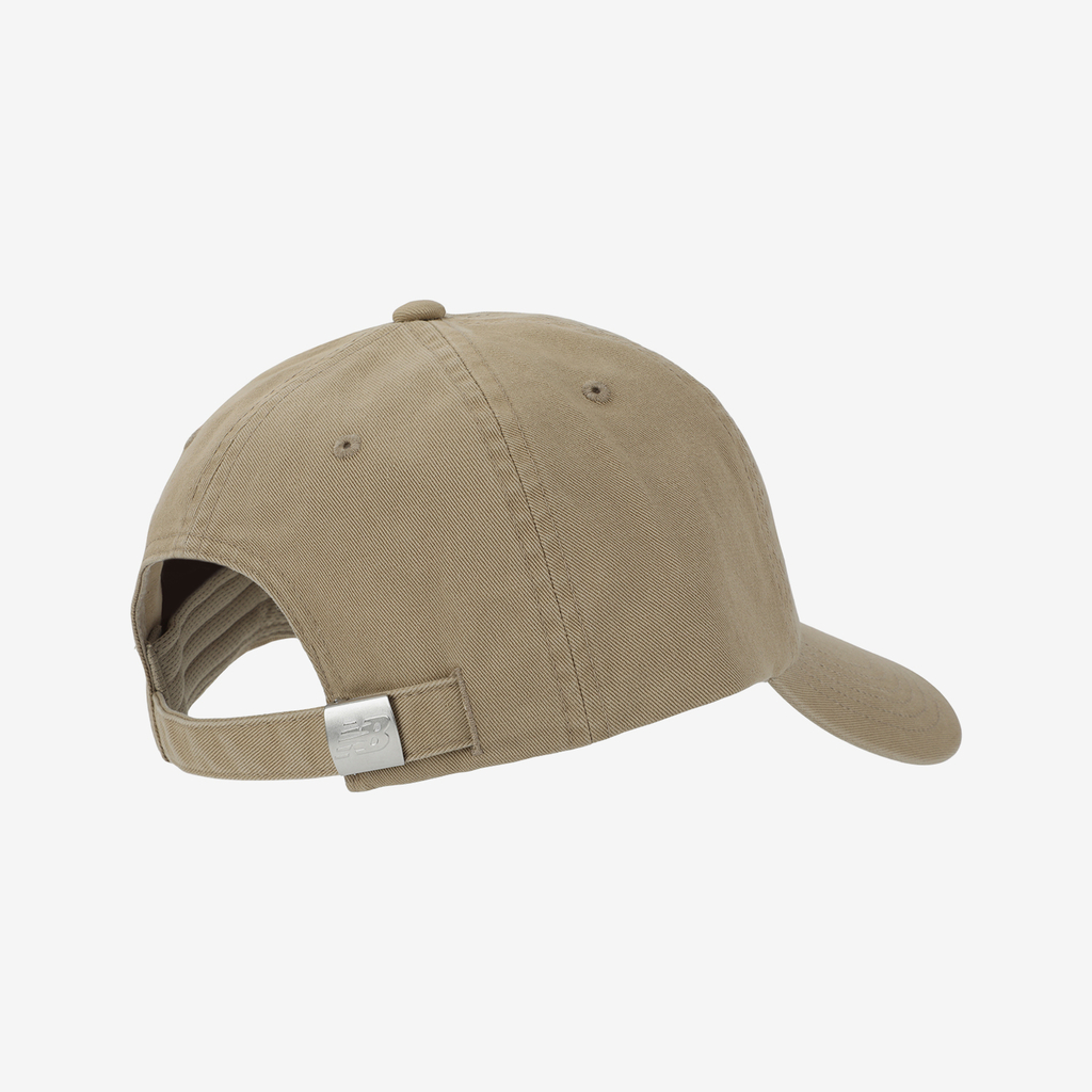 New Balance 6 Panel NB Patch Logo Hat in BEIGE