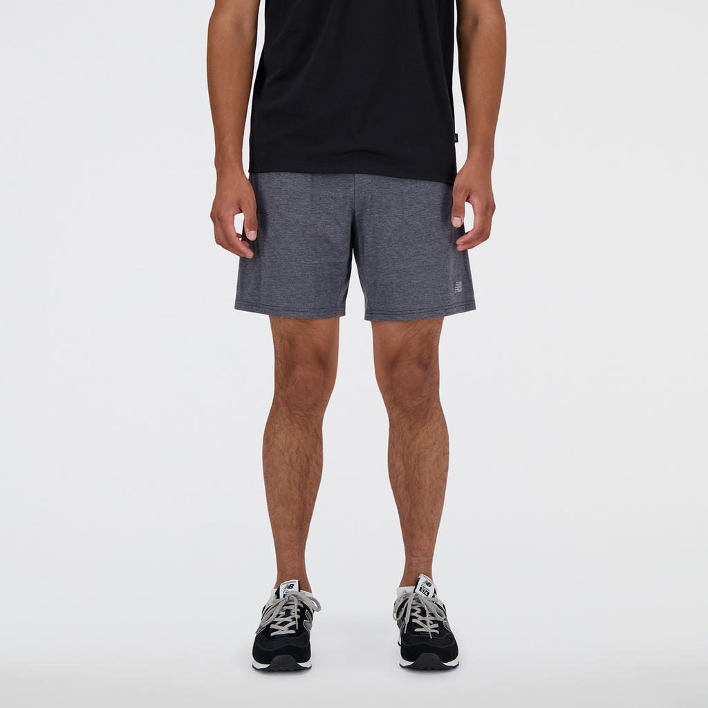 New Balance New Balance Heathertech Short 7 Inch in SCHWARZ