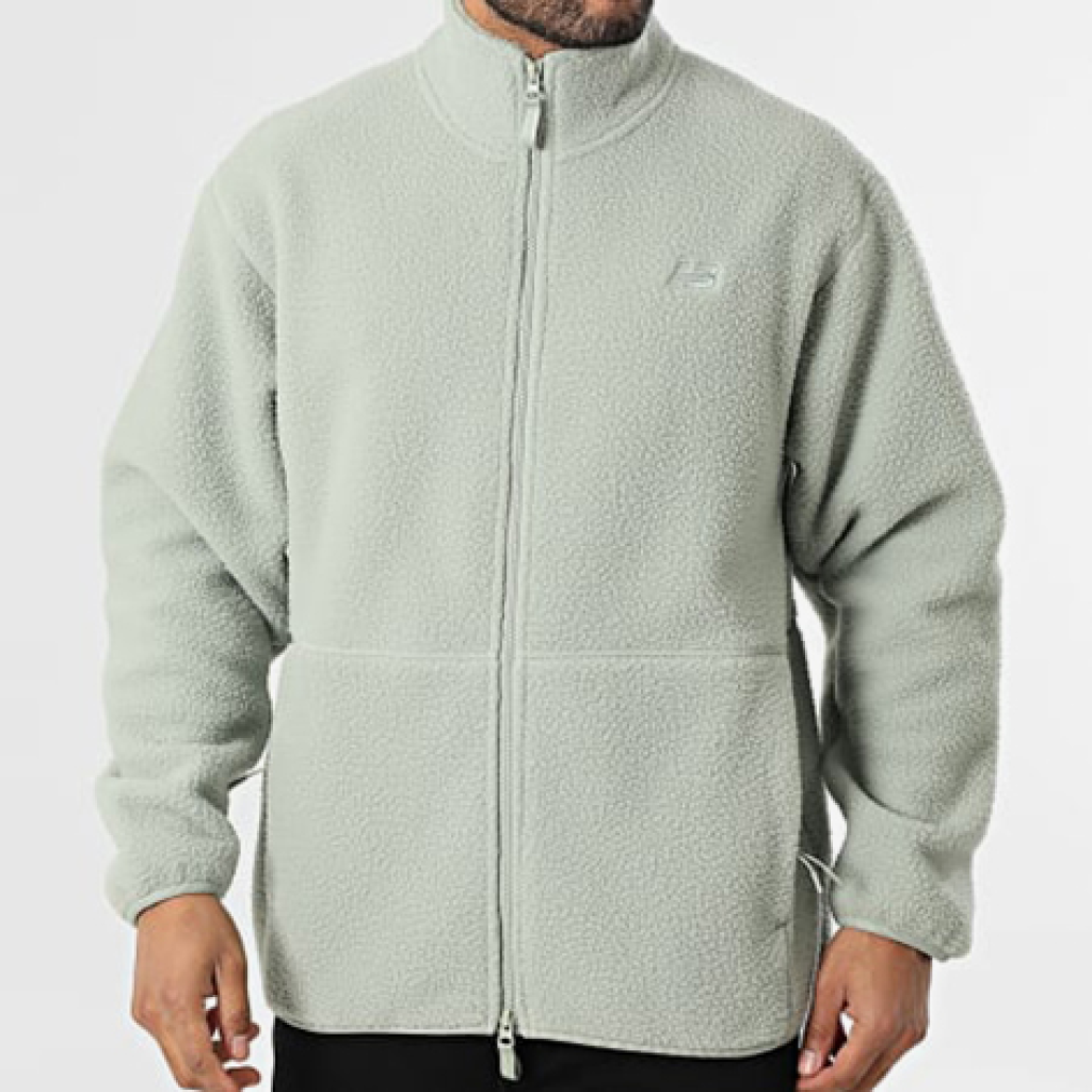 New Balance High Pile Jacket in GRÜN
