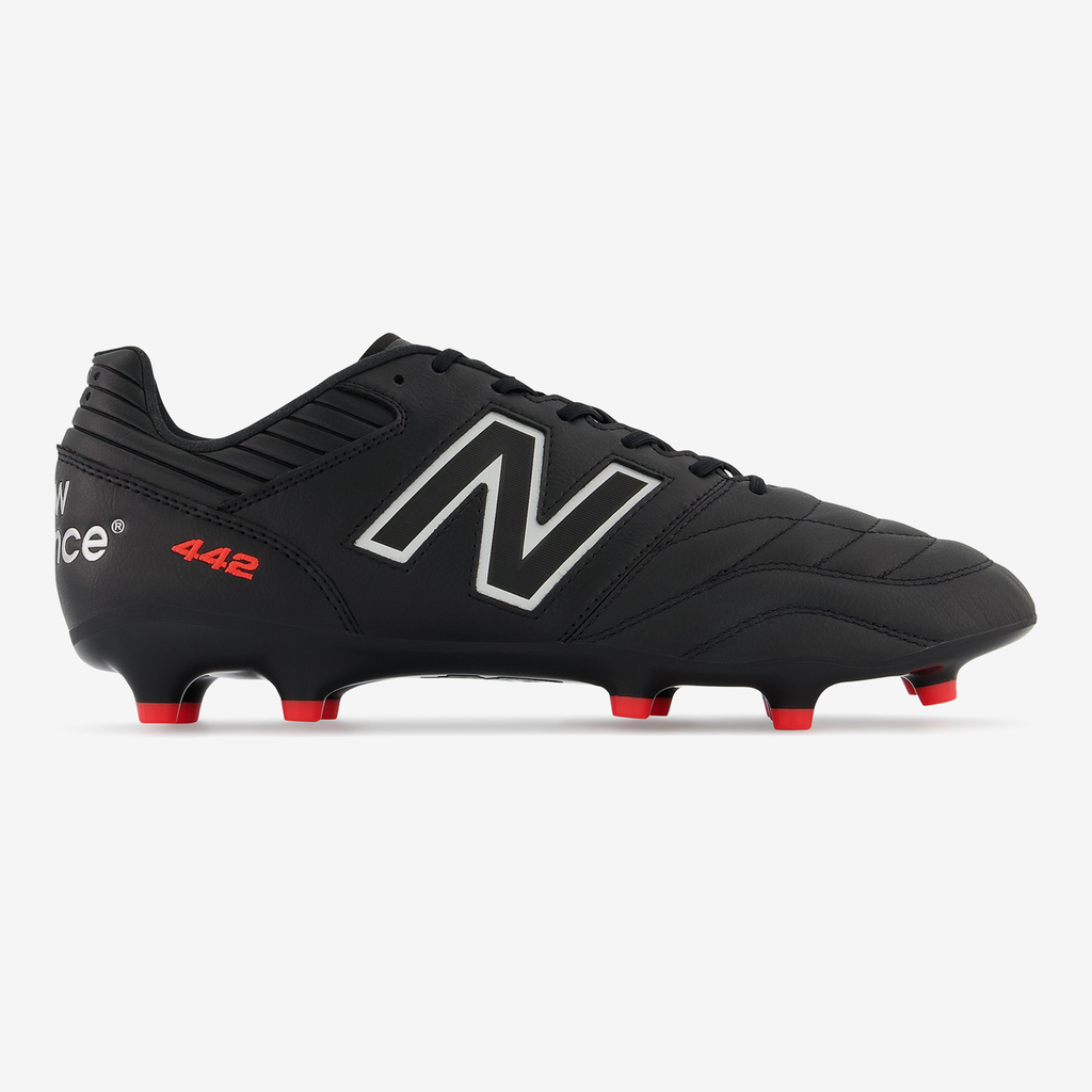 New Balance 442 Pro FG v2 Nockenschuhe in SCHWARZ