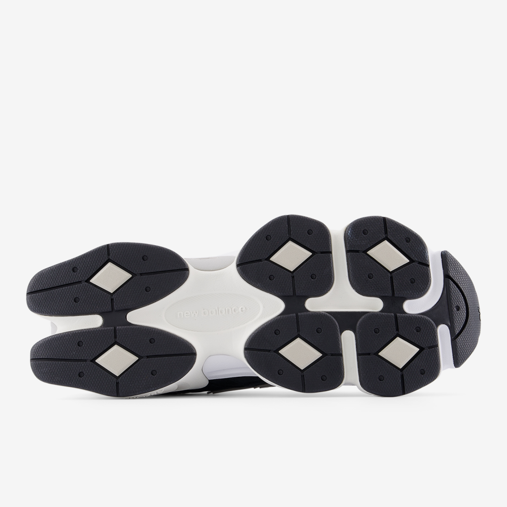 New Balance U 9060 Elevated Staple Freizeitschuhe in SCHWARZ