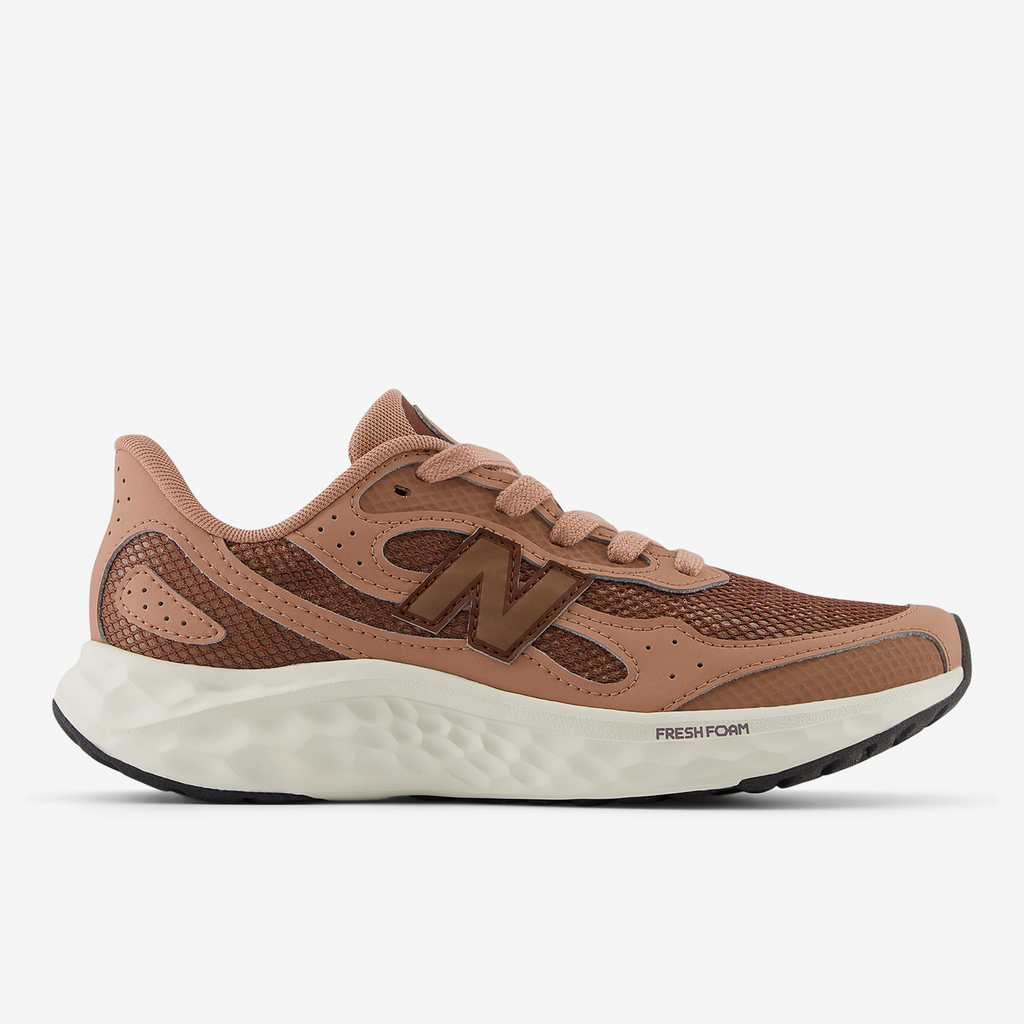 New Balance W Arishi v4 Laufschuhe in BRAUN