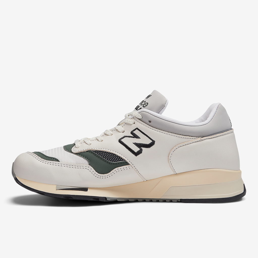 New Balance M 1500 Iconic Influences Made in UK Freizeitschuhe in WEISS