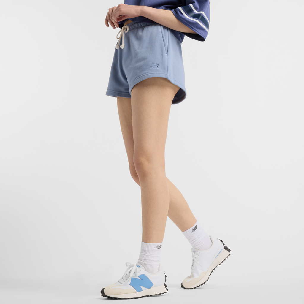 New Balance Coastal Fleece Short in BLAU