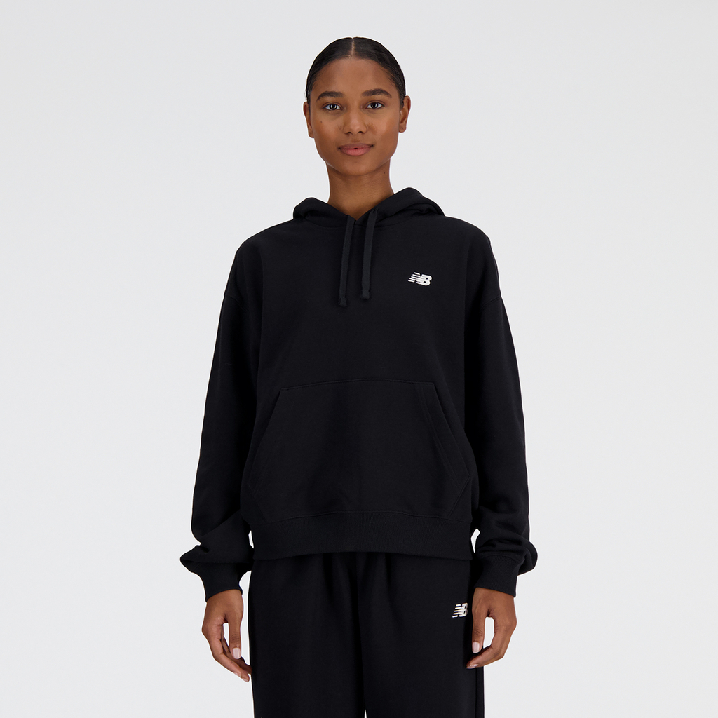 New Balance W Sport Essentials French Terry Small Logo Hoodie in SCHWARZ
