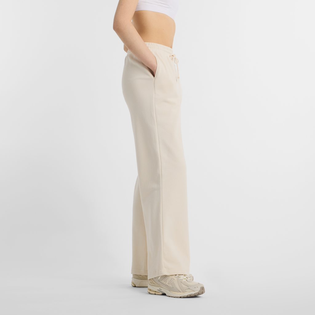 New Balance Coastal Fleece Pant in BEIGE