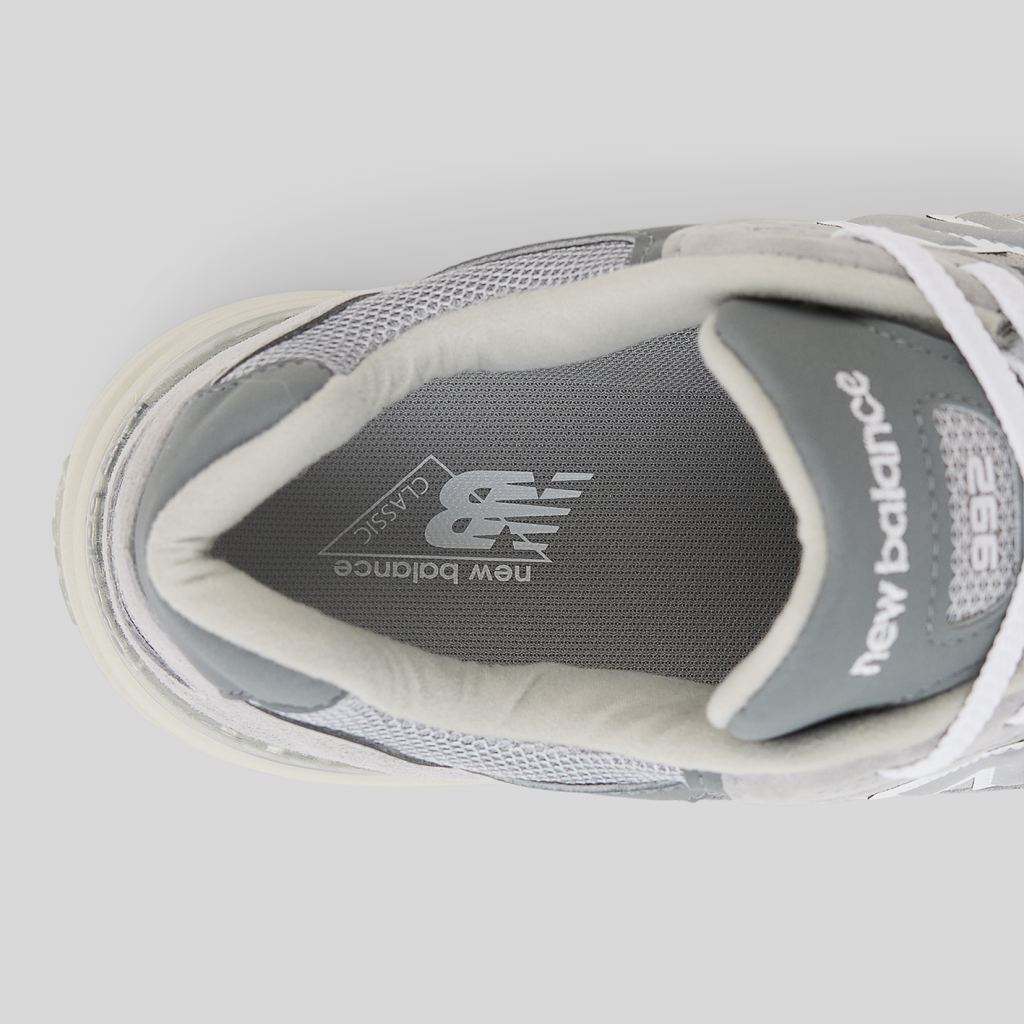 New Balance M 992 Made in USA Core Freizeitschuhe in GRAU