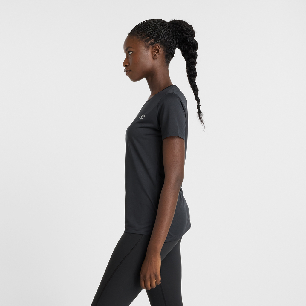 New Balance W Sport Short Sleeve in SCHWARZ