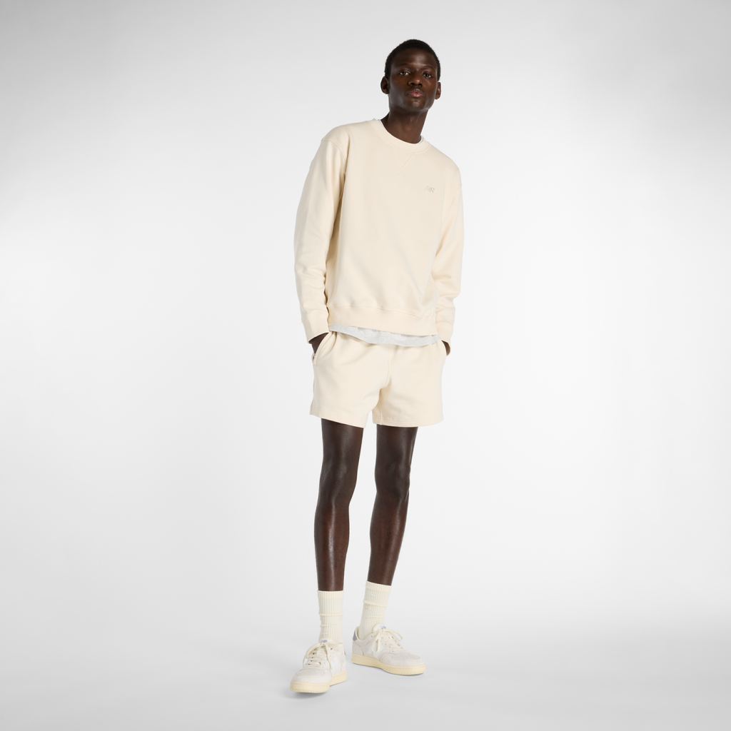 New Balance NB Athletics French Terry Crew in GRAU