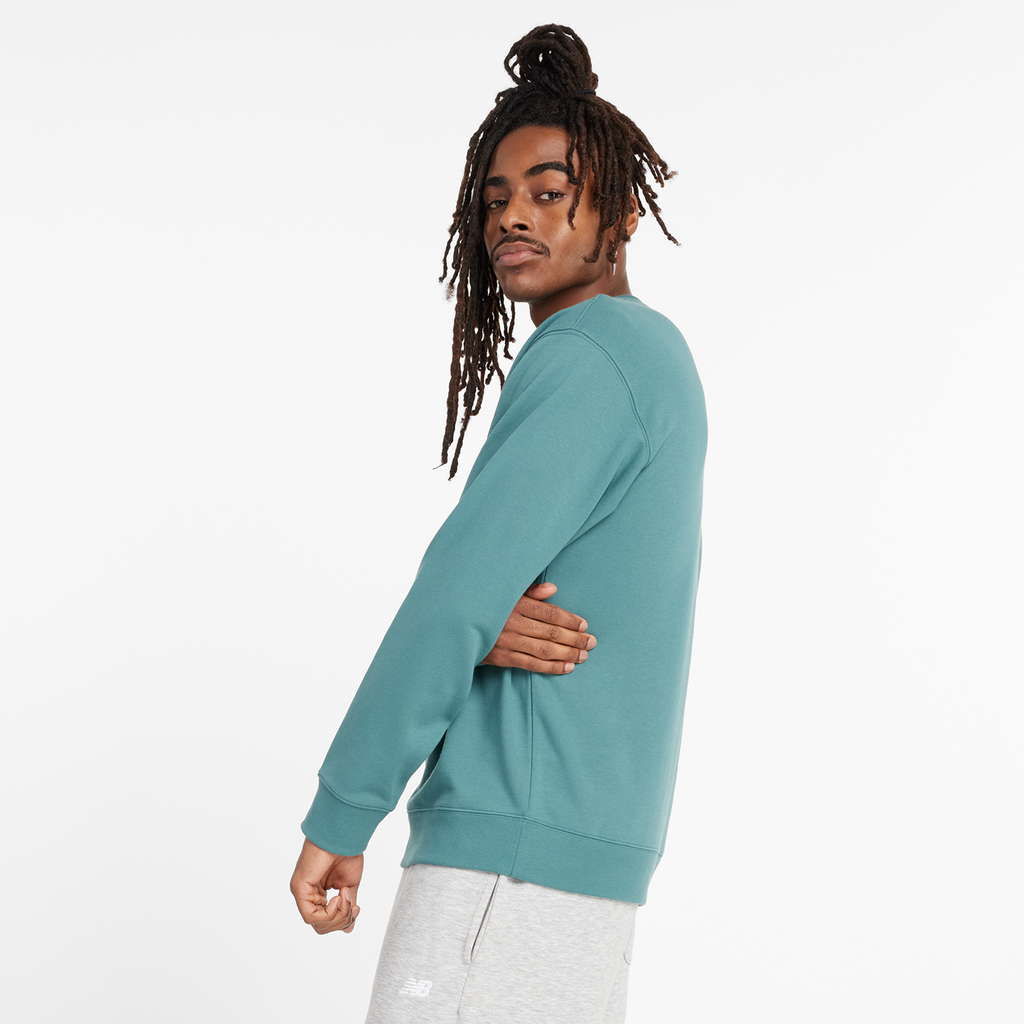 New Balance Sport Essentials Small Logo French Terry Crew in GRÜN