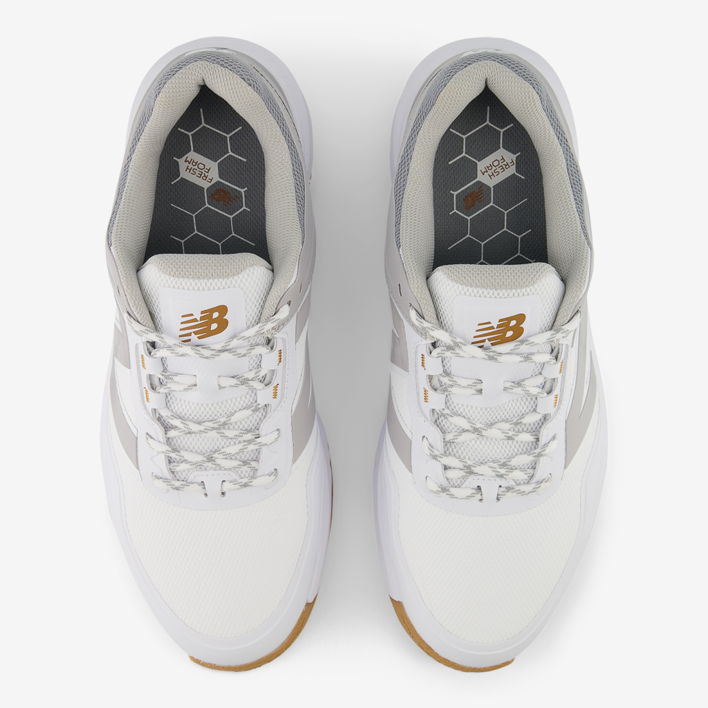 New Balance M Contend v3 SL in WEISS