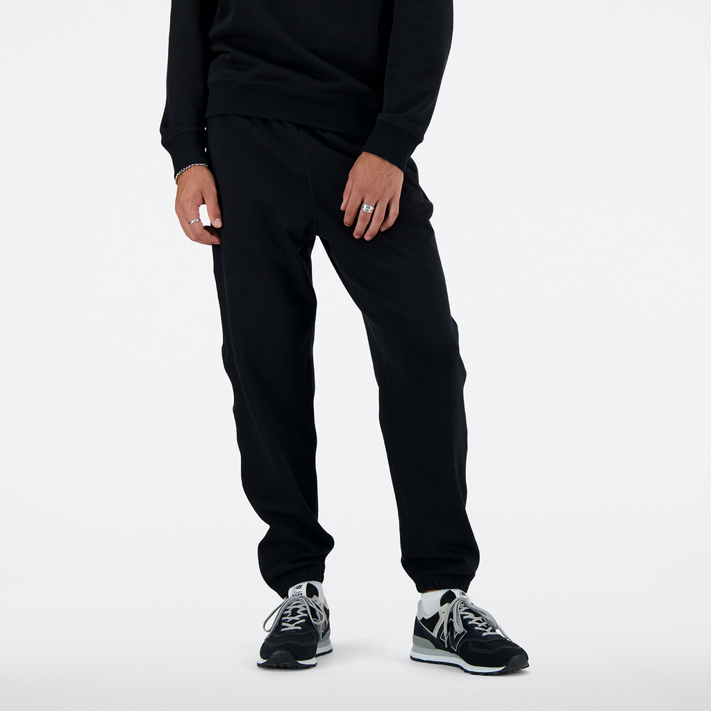 New Balance NB Athletics French Terry Jogger in SCHWARZ