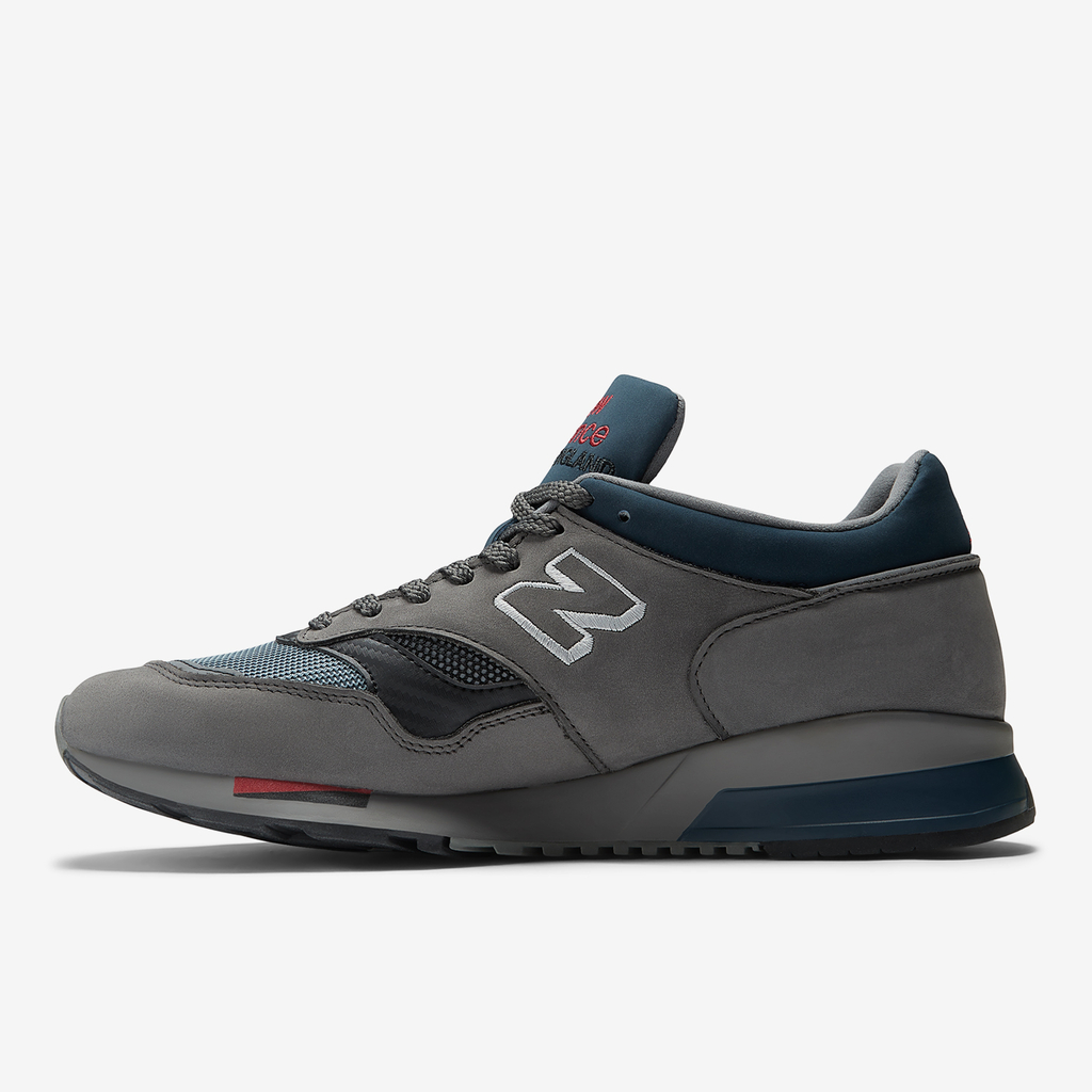 New Balance M 1500 Iconic Influences Made in UK Freizeitschuhe in GRAU