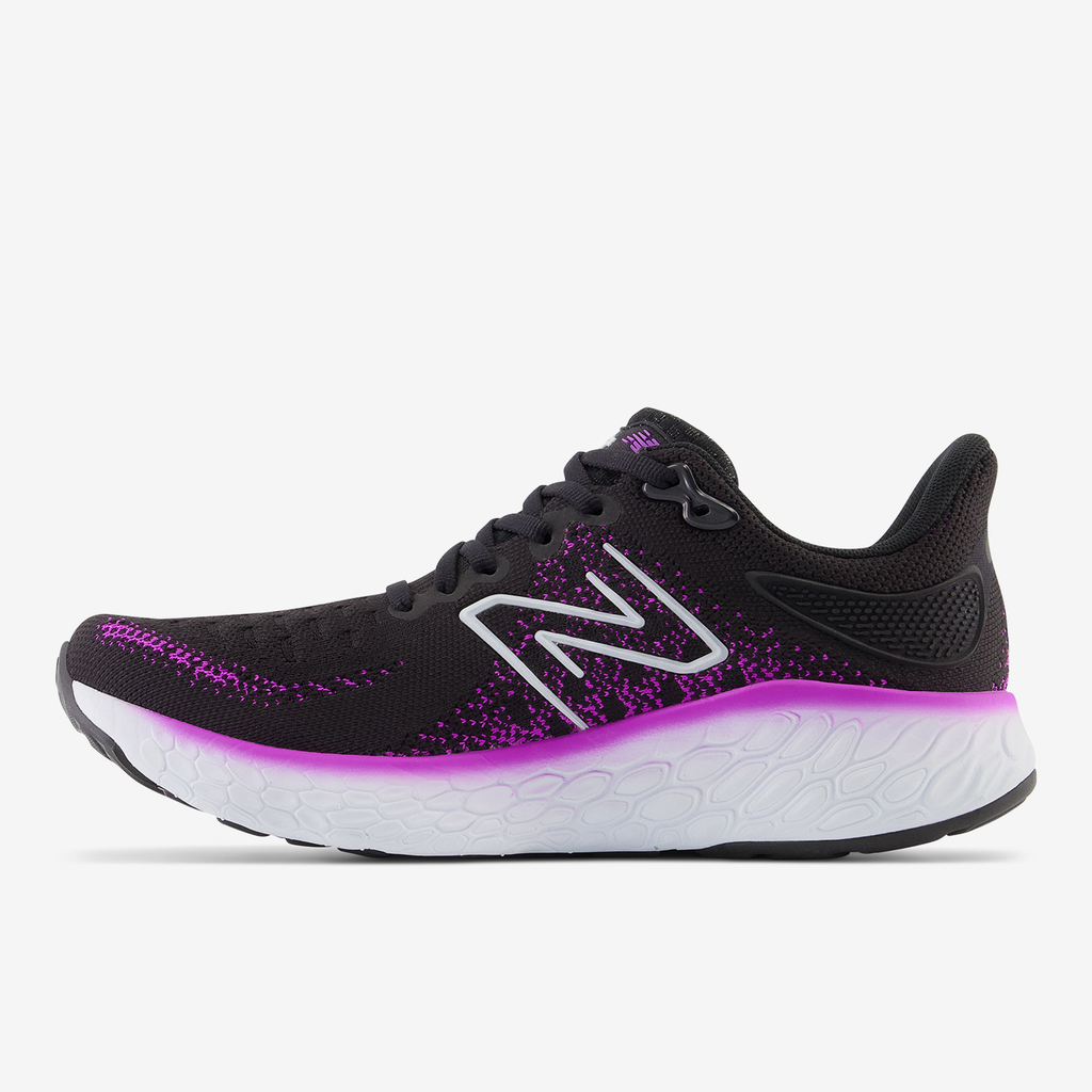 New Balance 1080 v12 Laufschuhe in SCHWARZ