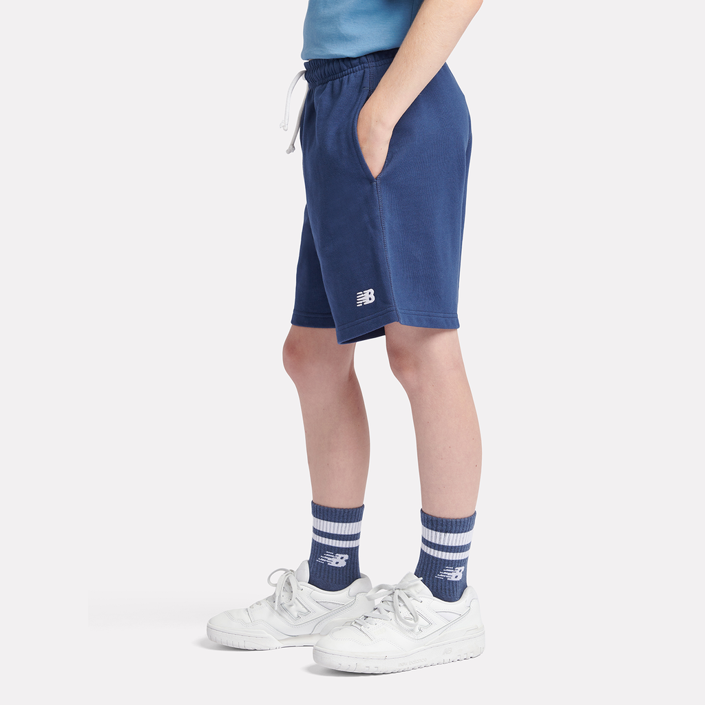 New Balance B New Balance French Terry Small Logo Short in BLAU