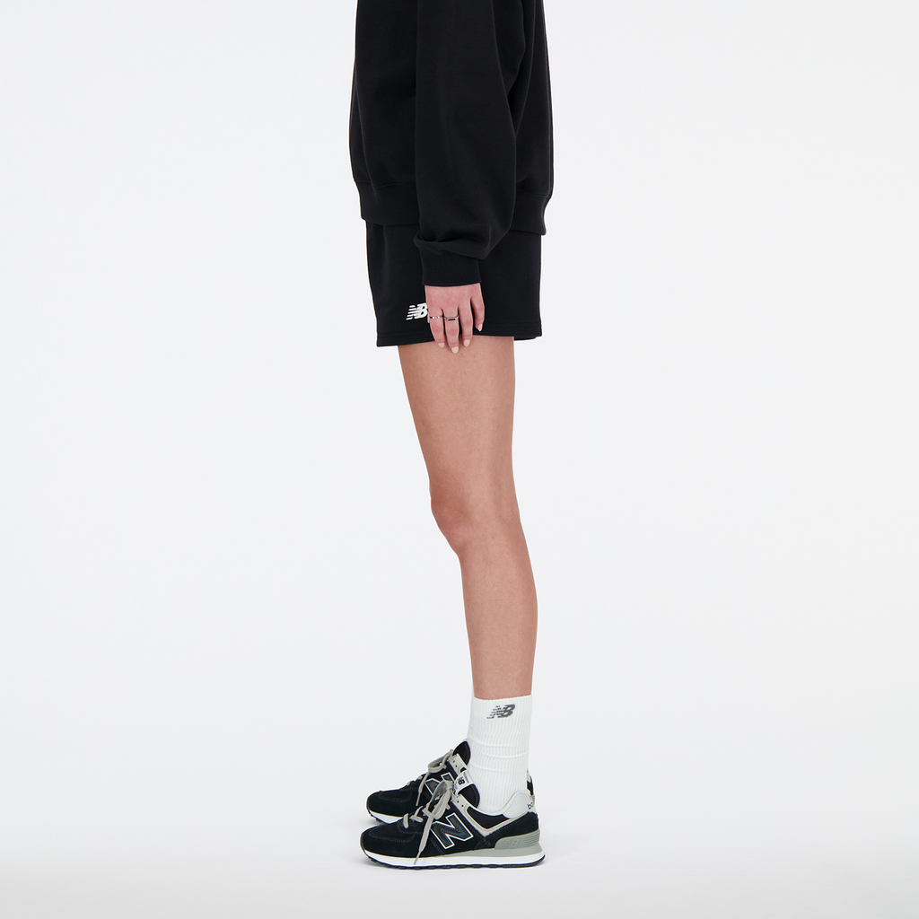 New Balance W Sport Essentials French Terry Short in SCHWARZ