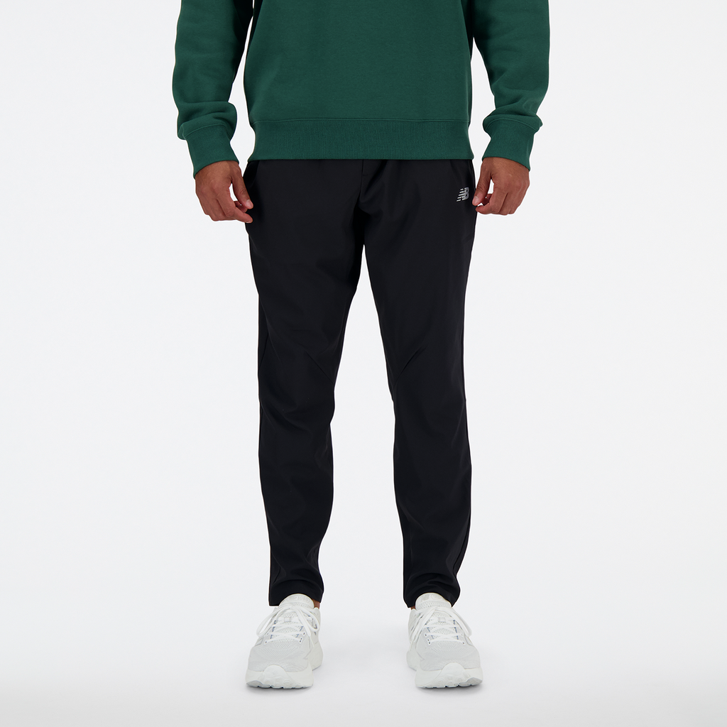New Balance AC Tapered Pant 29" in SCHWARZ