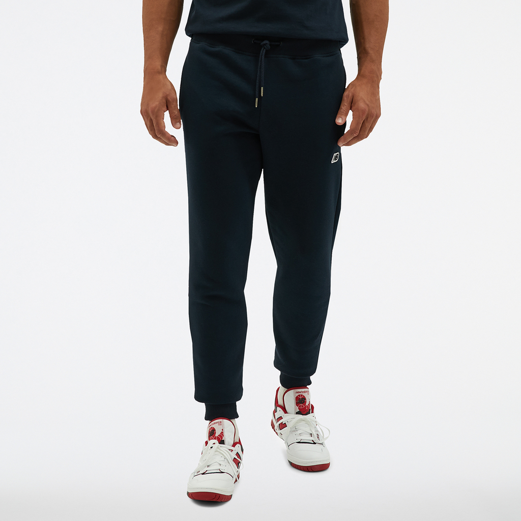 New Balance NB Small Logo Pants in BLAU