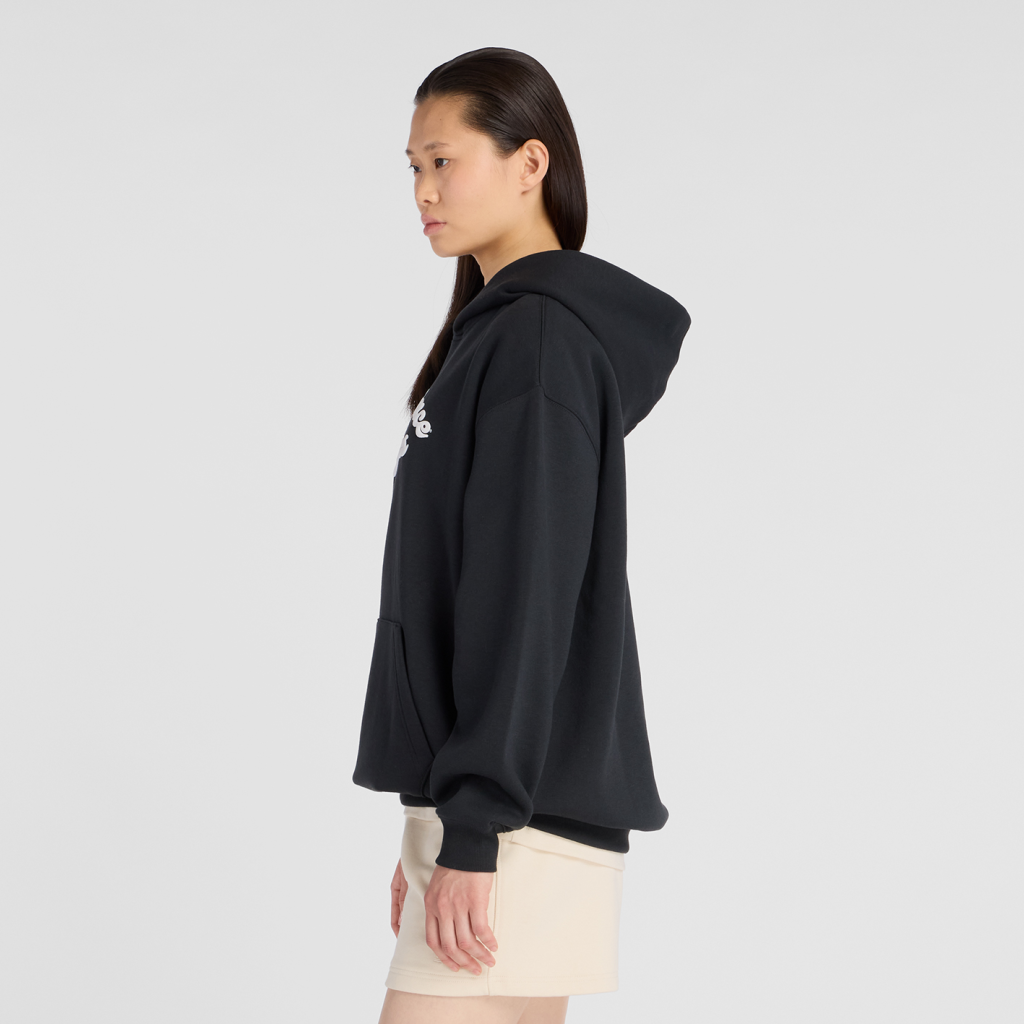 New Balance W Linear Heritage Fleece Long Hoodie in SCHWARZ
