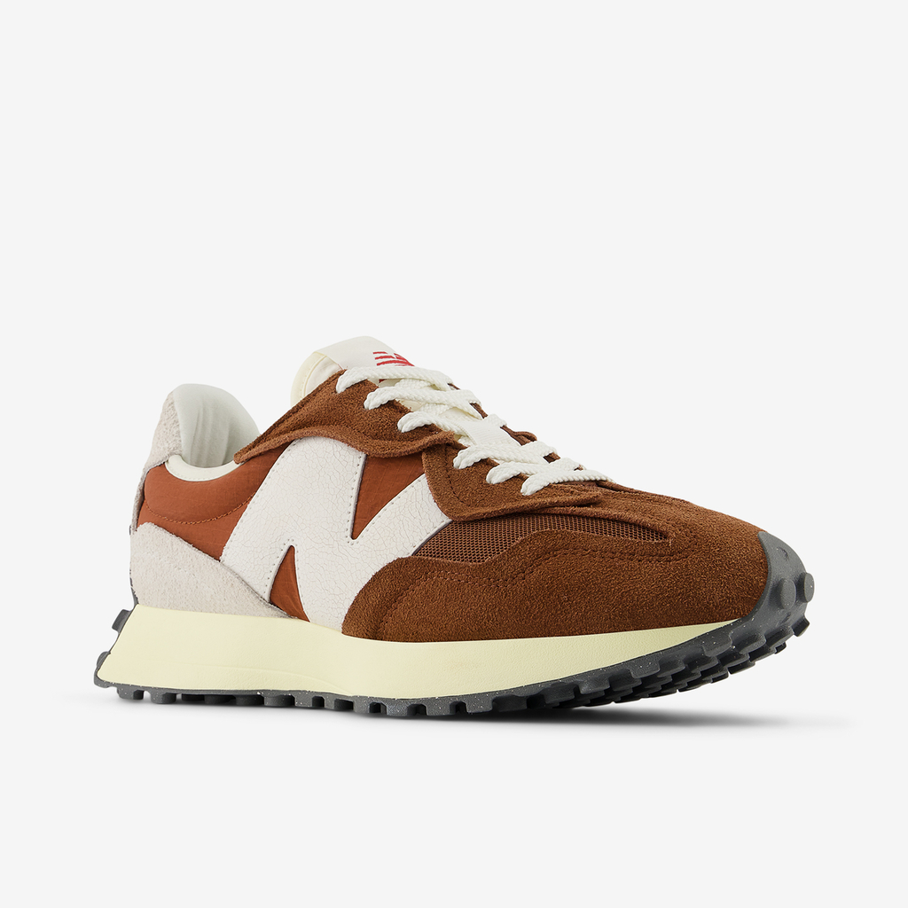 New Balance U 327 Bright Freizeitschuhe in BRAUN