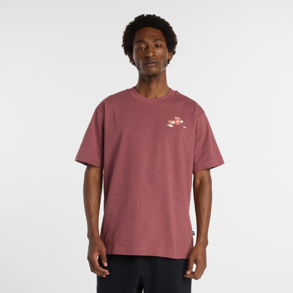 New Balance Spectator T-Shirt in ROT