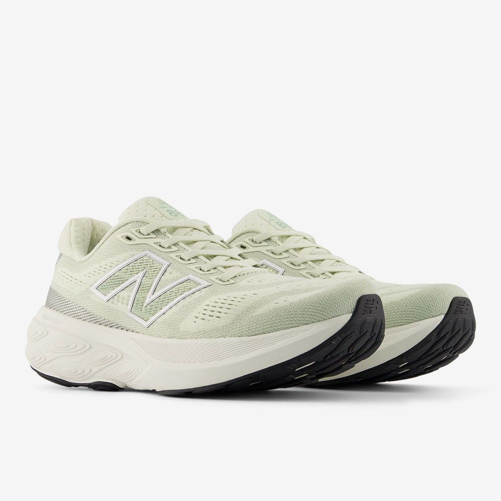 New Balance W 880 v15 Laufschuhe in GELB