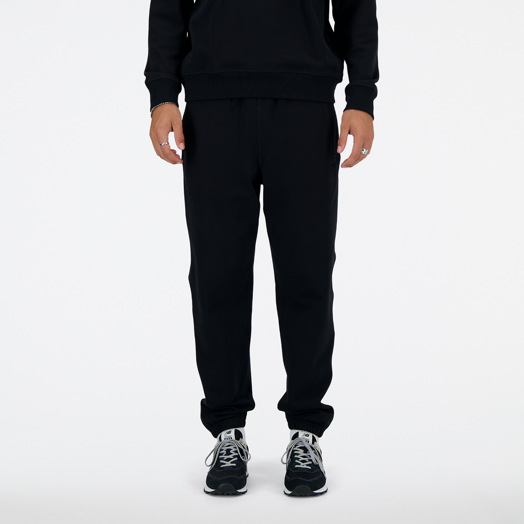 New Balance NB Athletics French Terry Jogger in SCHWARZ