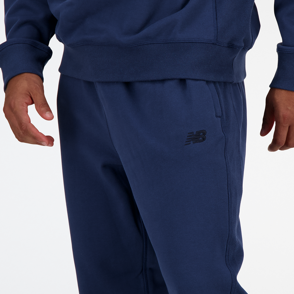 New Balance NB Athletics French Terry Jogger in BLAU