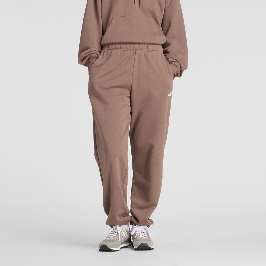 New Balance W Sport Essentials French Terry Jogger in BRAUN