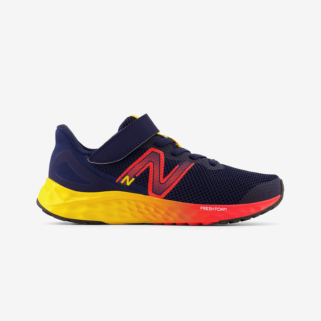 New Balance Arishi v4 Bungee Laufschuhe in MEHRFARBIG