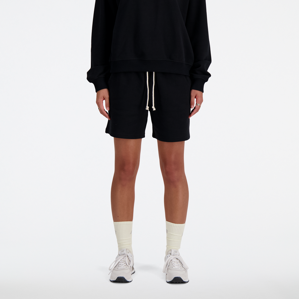 New Balance W NB Athletics French Terry Short in SCHWARZ