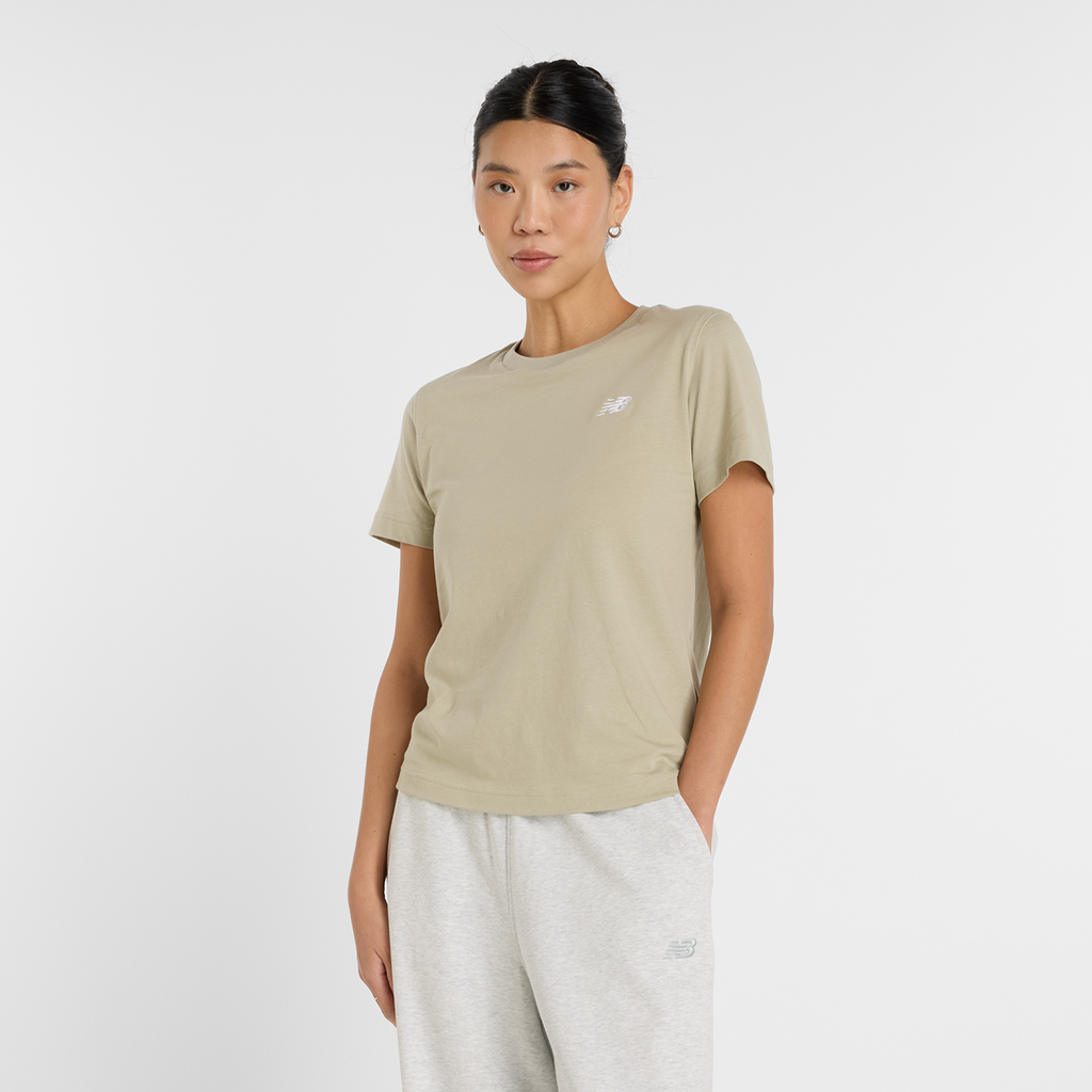 New Balance W New Balance Jersey Small Logo T-Shirt in GRÜN