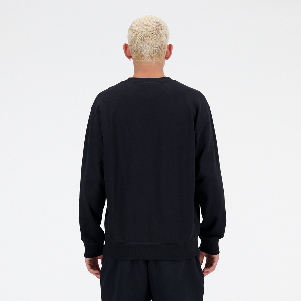 New Balance Sport Essentials Small Logo French Terry Crew in SCHWARZ