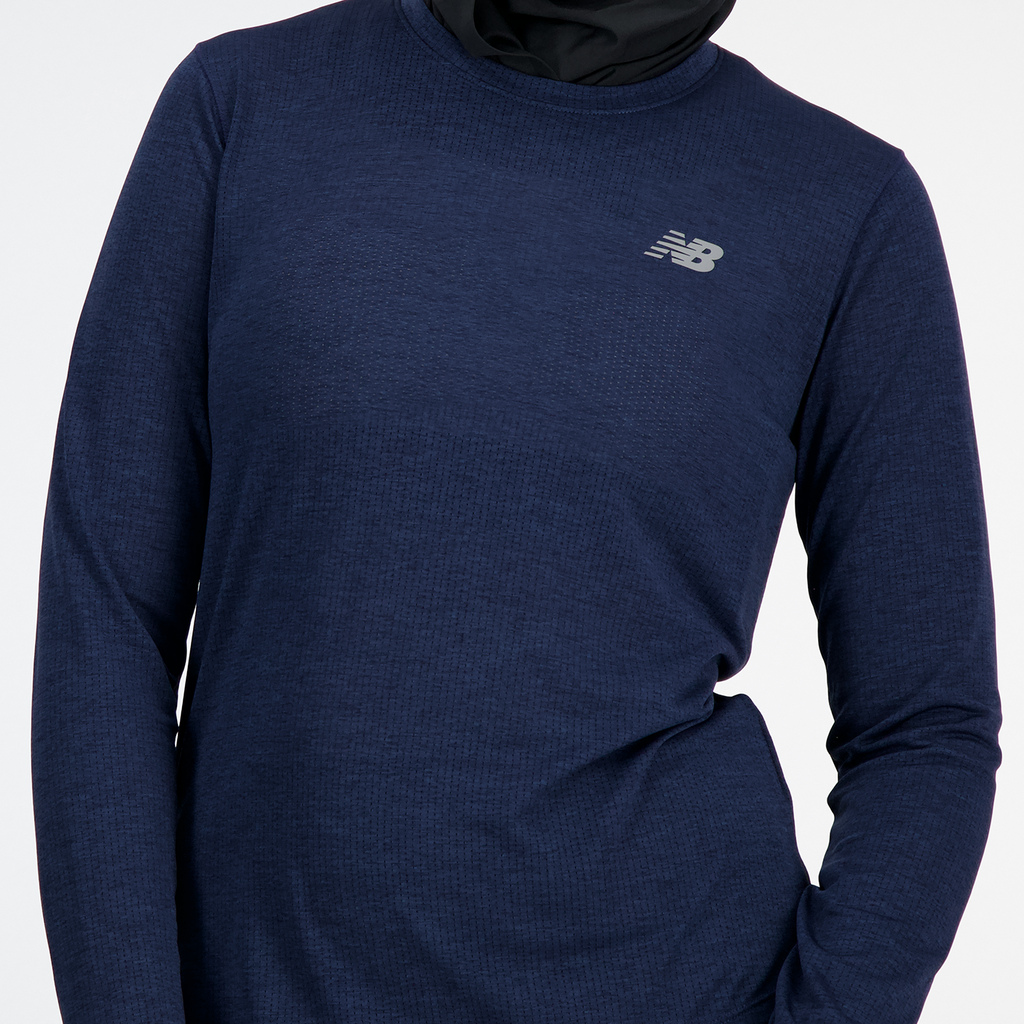 New Balance W NB Athletics Long Sleeve in BLAU