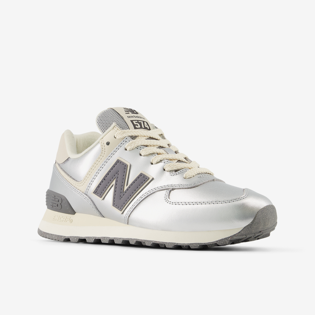 New Balance W 574 Metallics Freizeitschuhe in GRAU