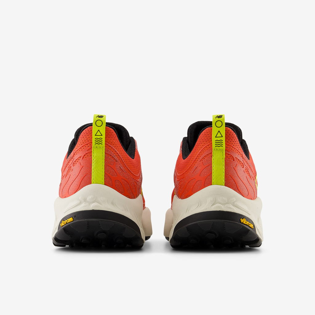 New Balance M Hierro v8 Trailrunningschuhe in ROT