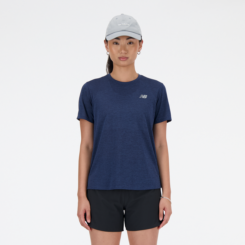 New Balance W NB Athletics Short Sleeve in BLAU