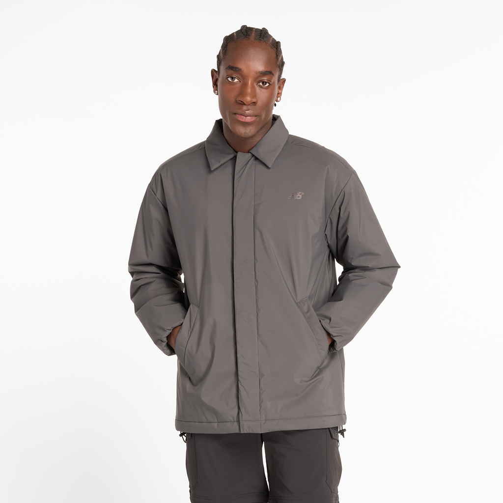 New Balance Coaches Jacket in SCHWARZ