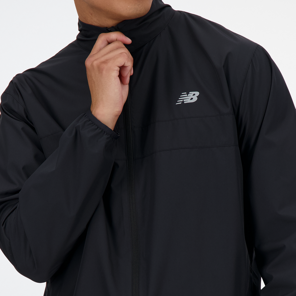 New Balance Sport Essentials Jacket in SCHWARZ