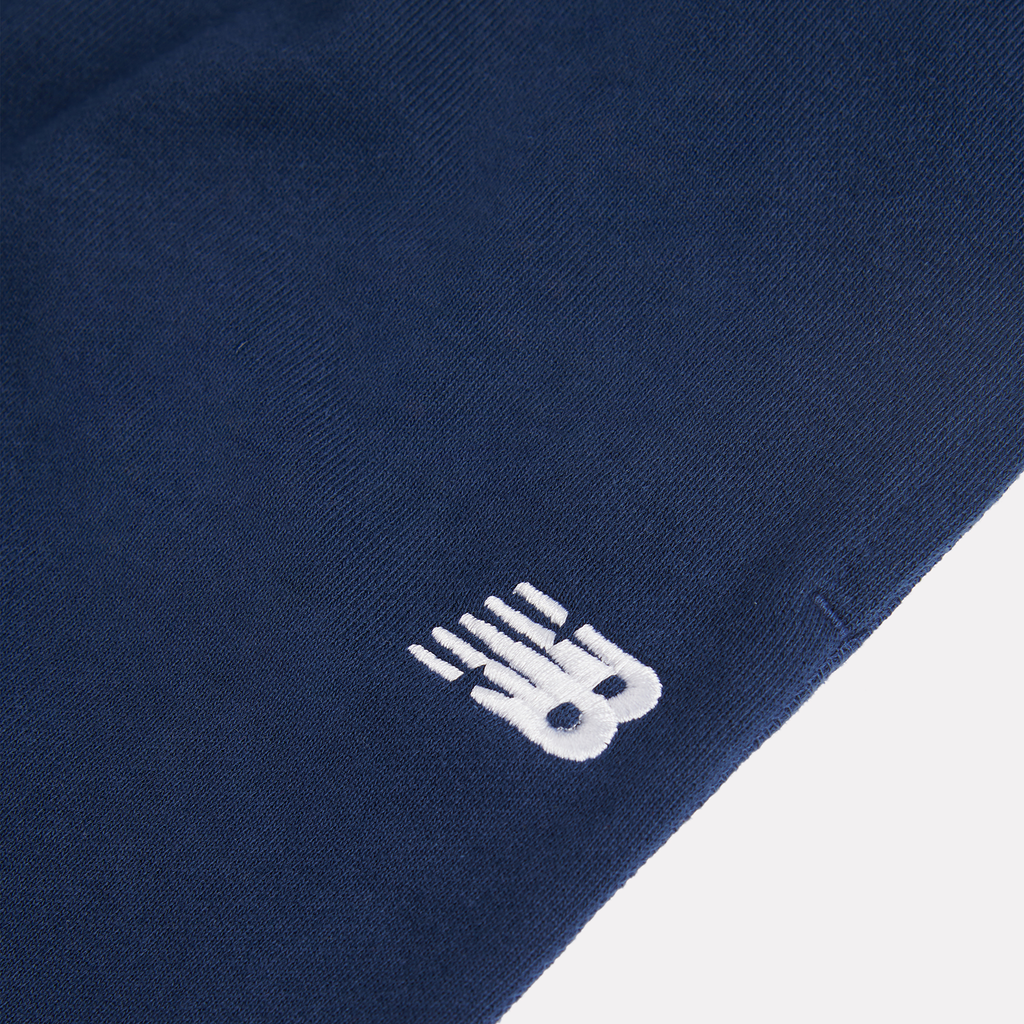 New Balance B New Balance French Terry Small Logo Jogger in BLAU