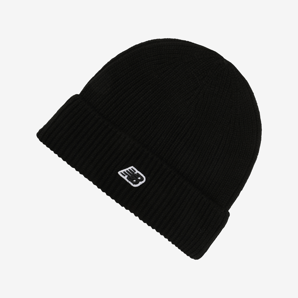New Balance Winter Watchman Beanie NB Patch V3.0 in SCHWARZ