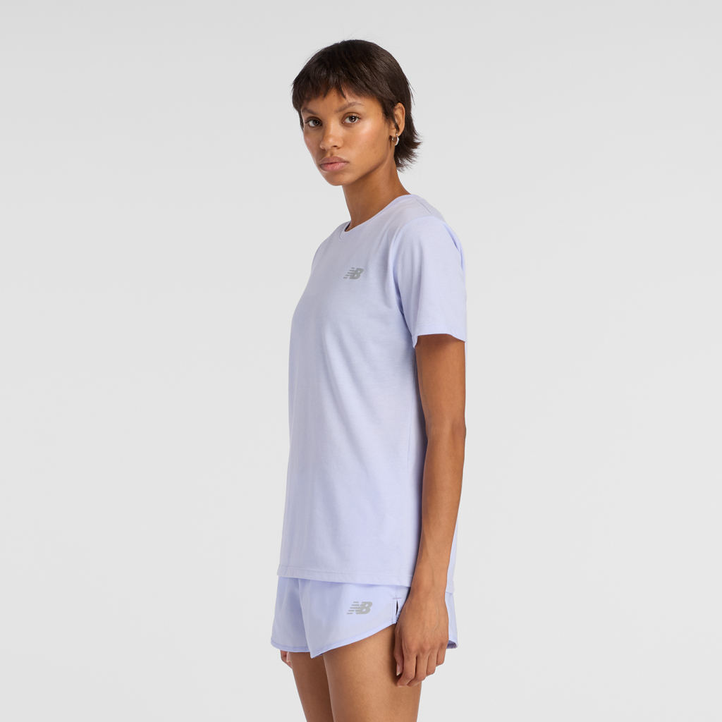 New Balance W Sport Essentials Heathertech T-Shirt in VIOLETT