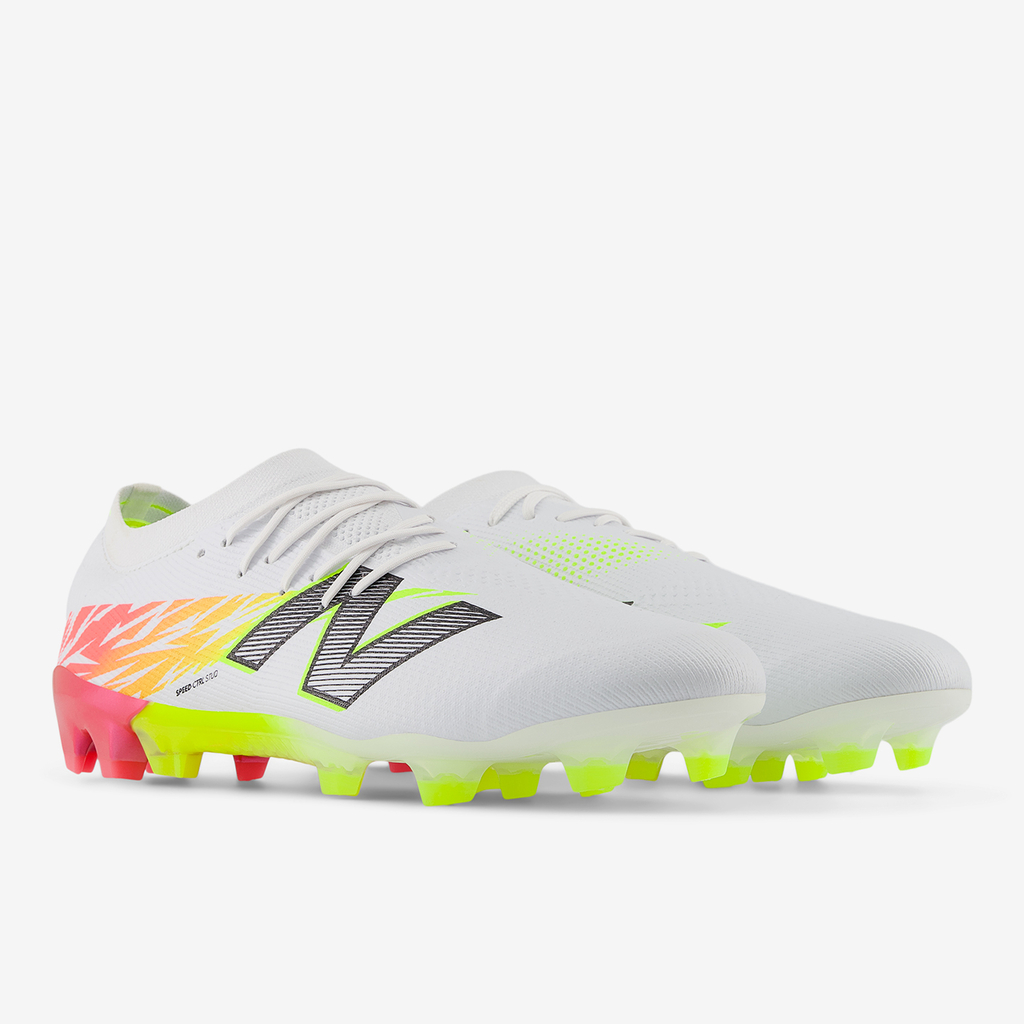 New Balance M Furon Pro FG Seasonal Nockenschuhe in WEISS