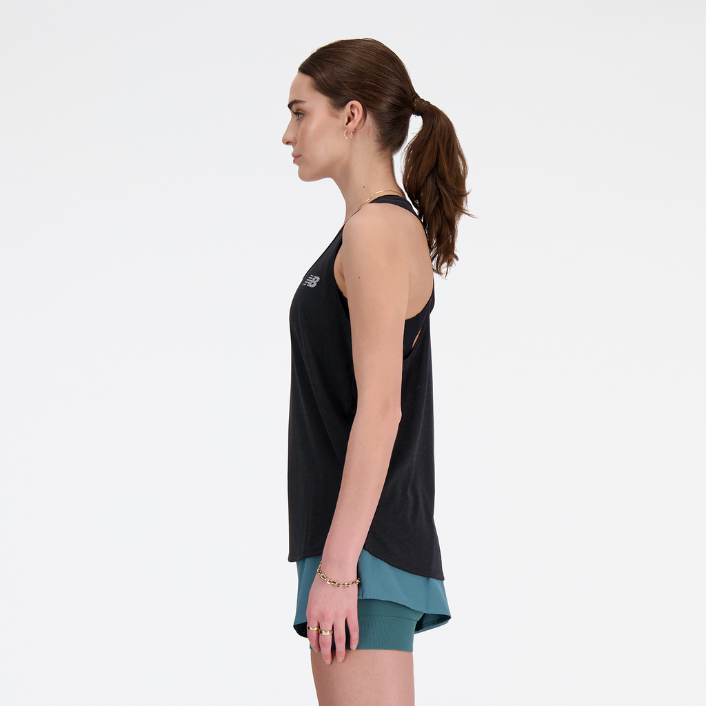 New Balance W NB Athletics Tank in SCHWARZ