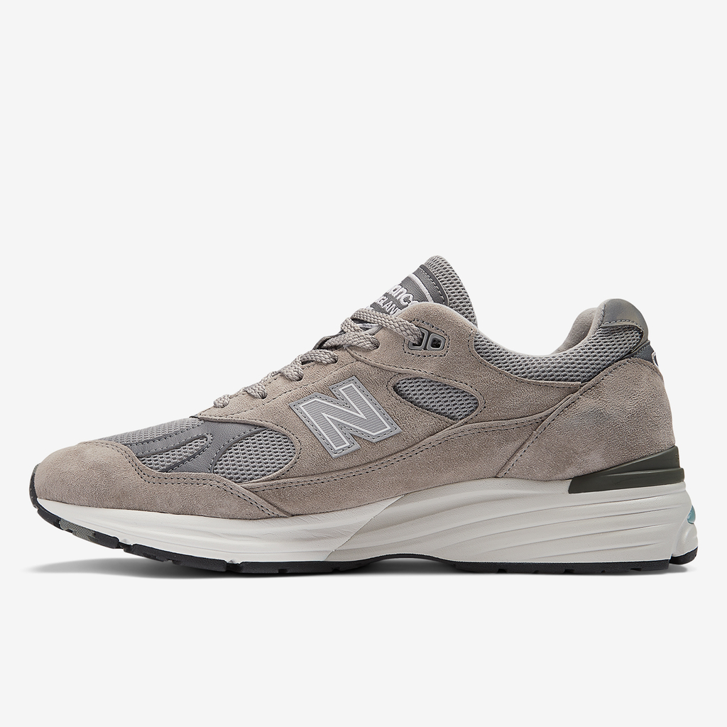 New Balance U 991 v2 MiUK Essentials Freizeitschuhe in BEIGE