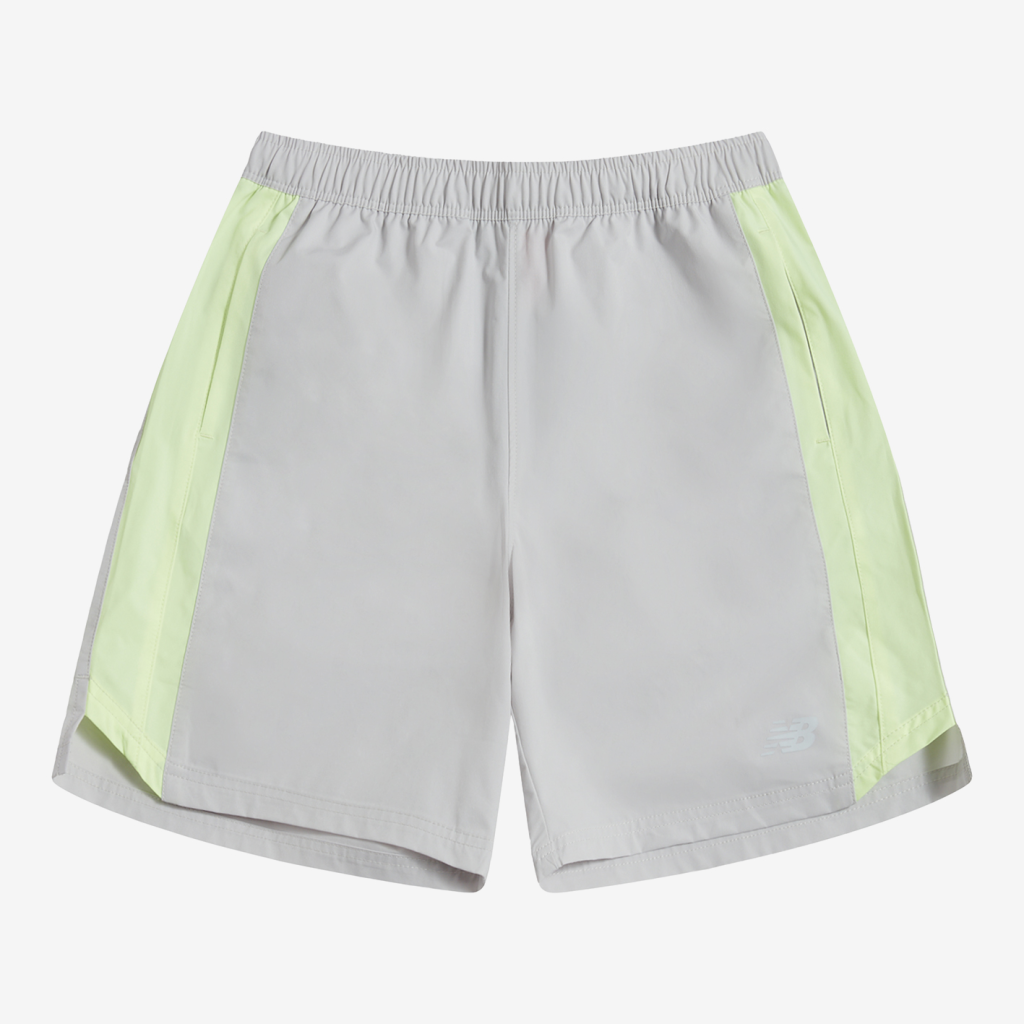 New Balance B NB Athletics Short in GRAU