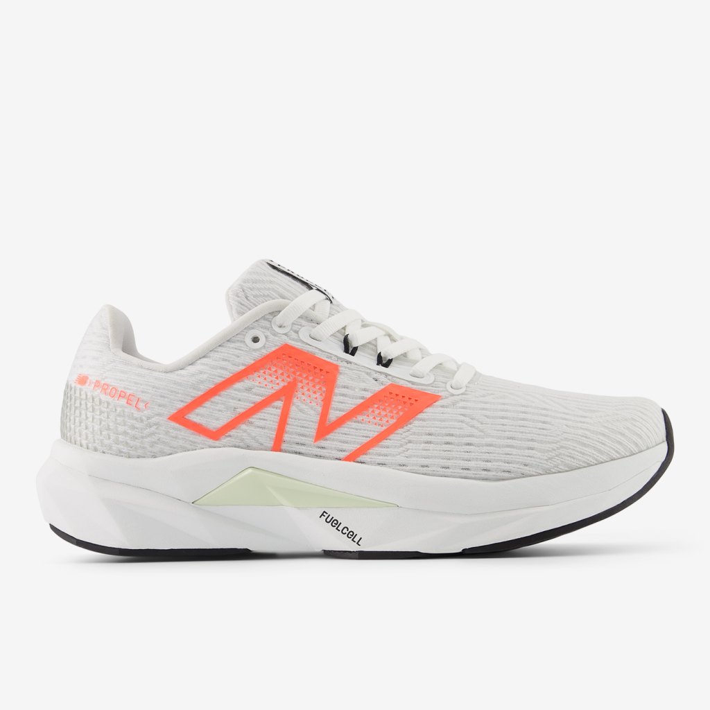 New Balance W Propel v5 Laufschuhe in WEISS