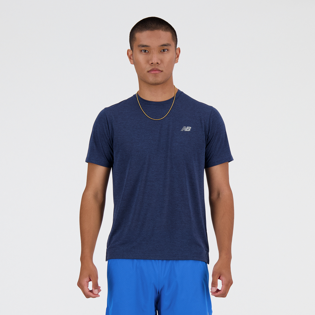 New Balance NB Athletics Run T-Shirt in BLAU
