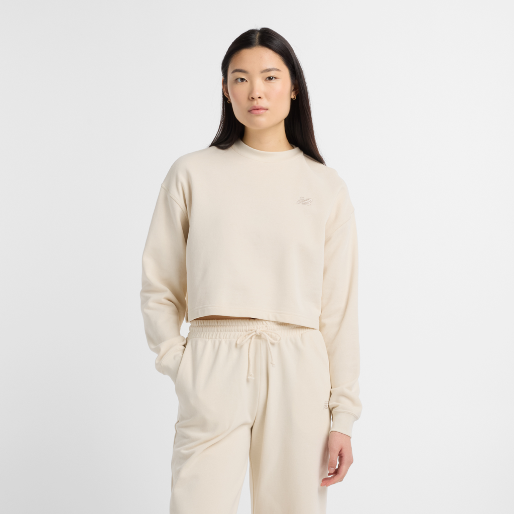 New Balance Coastal Fleece Crew in BEIGE