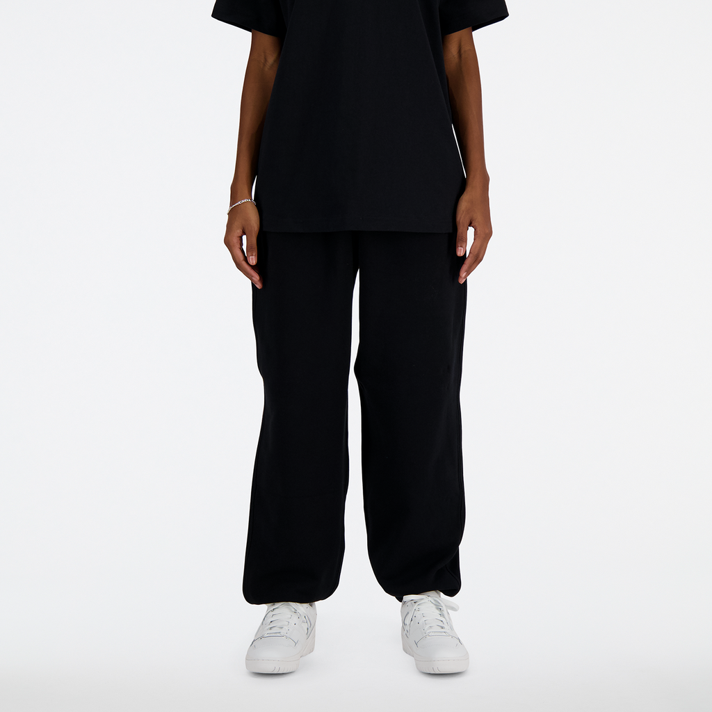 New Balance W NB Athletics French Terry Jogger in SCHWARZ